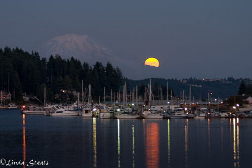Full moonrise Gig Harbor_2185 Staats
